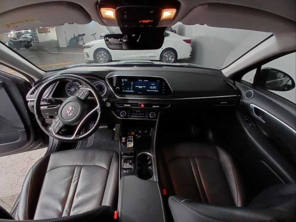 HYUNDAI Sonata - Vista 6