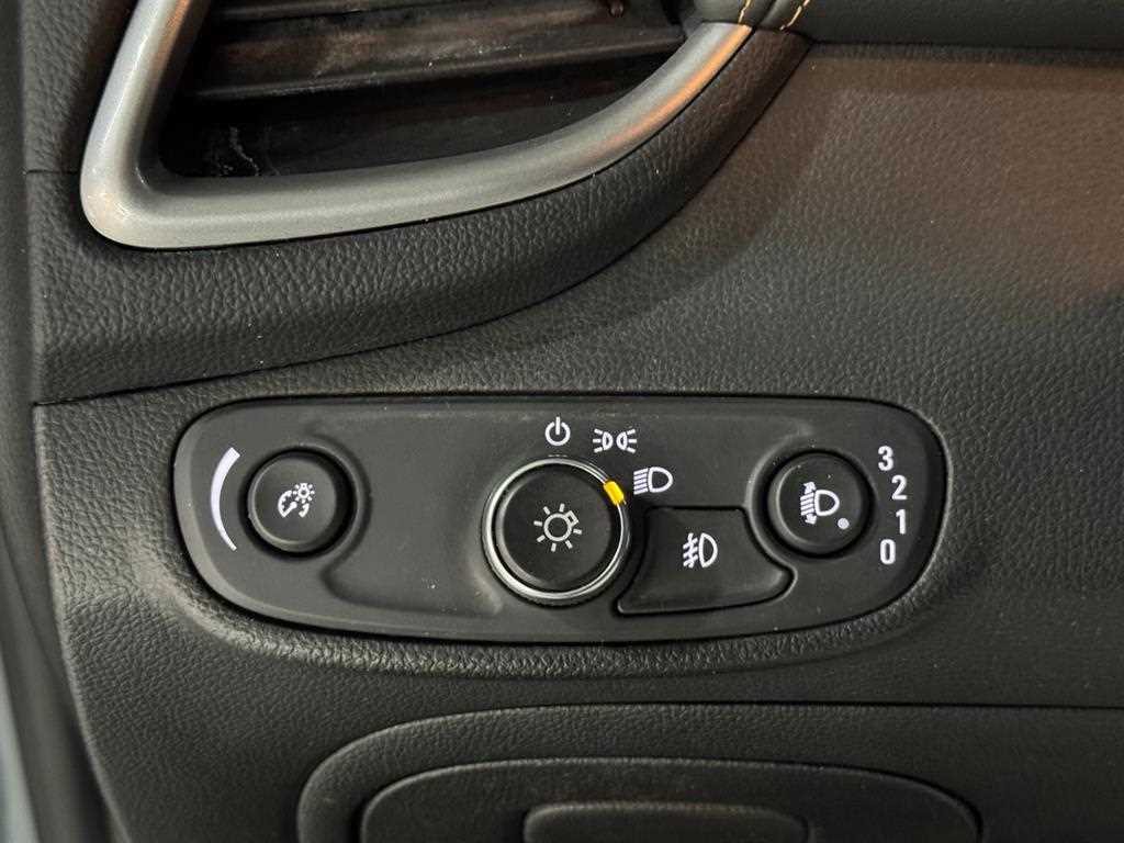 Chevrolet Trax 2021 Gris - Importación desde Corea - HF Imports Iquique - Foto 15