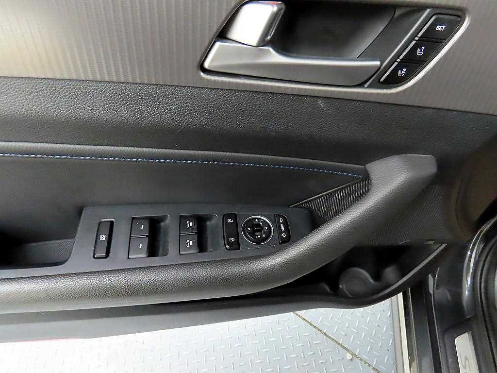 HYUNDAI Sonata 2018 Gris - Importación desde Corea - HF Imports Iquique - Foto 14