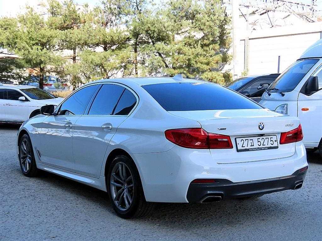 BMW 5 Series - Vista 4