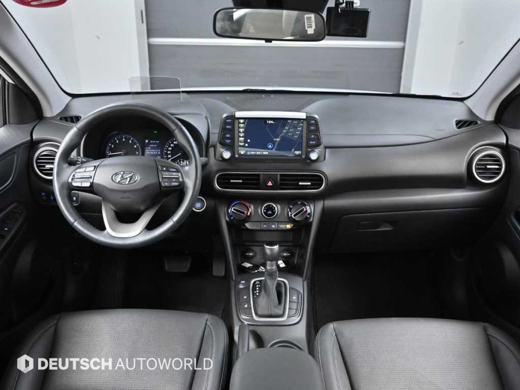 HYUNDAI Kona - Vista 7