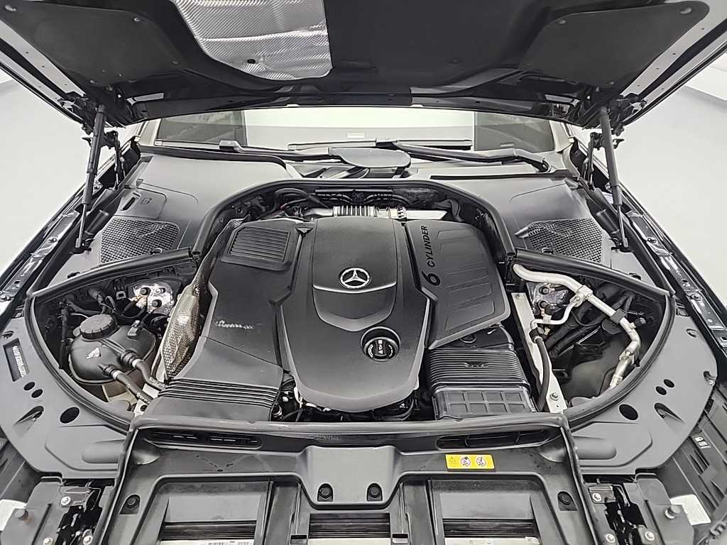 Mercedes Benz S Class - Vista 5