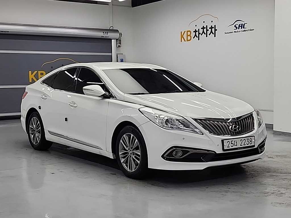 HYUNDAI Grandeur - Vista 4