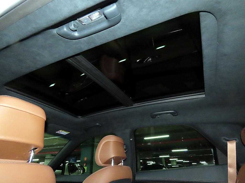 Genesis GV70 2023 Blanco - Importación desde Corea - HF Imports Iquique - Foto 14