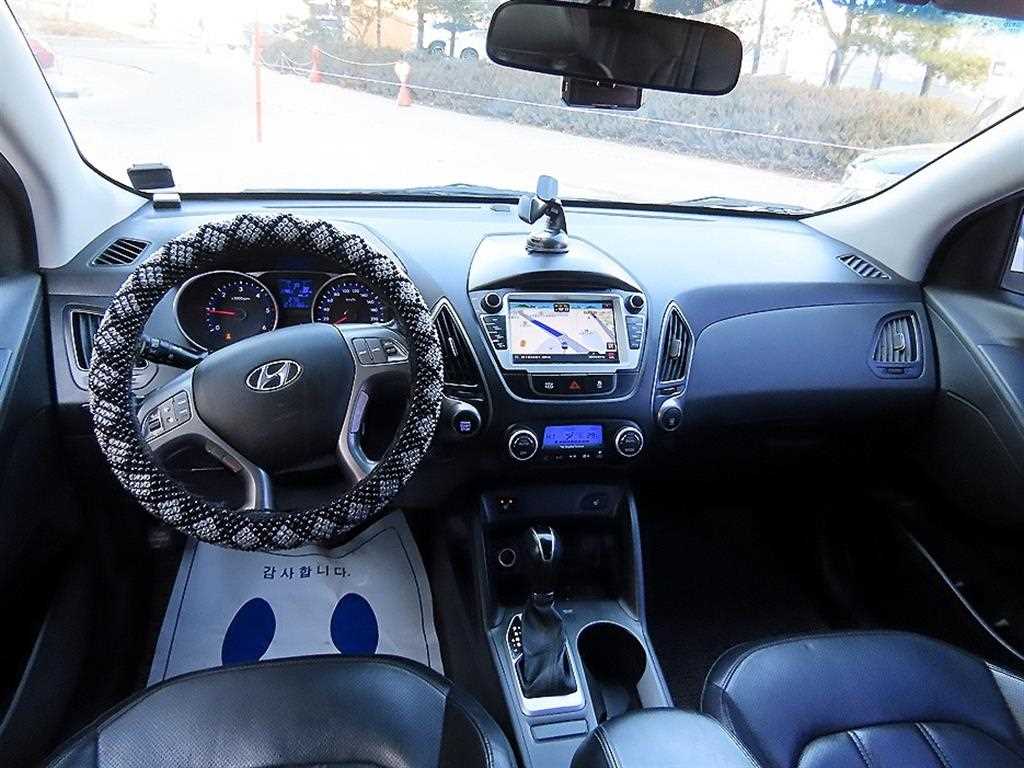 HYUNDAI Tucson - Vista 7