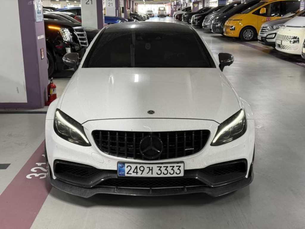 Mercedes Benz C Class - Vista 3