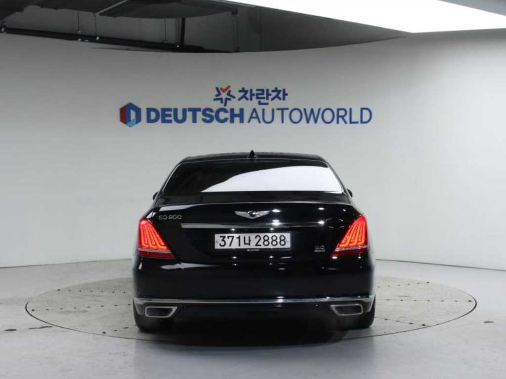 Genesis EQ900 - Vista 4