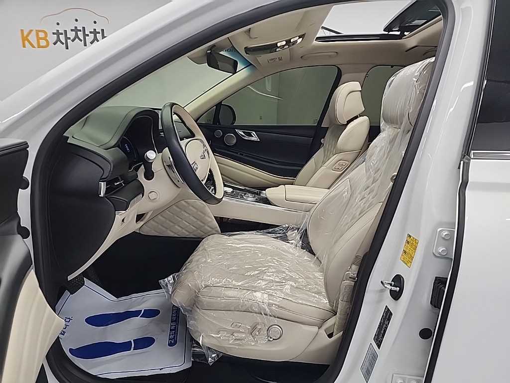 Genesis GV80 - Vista 11