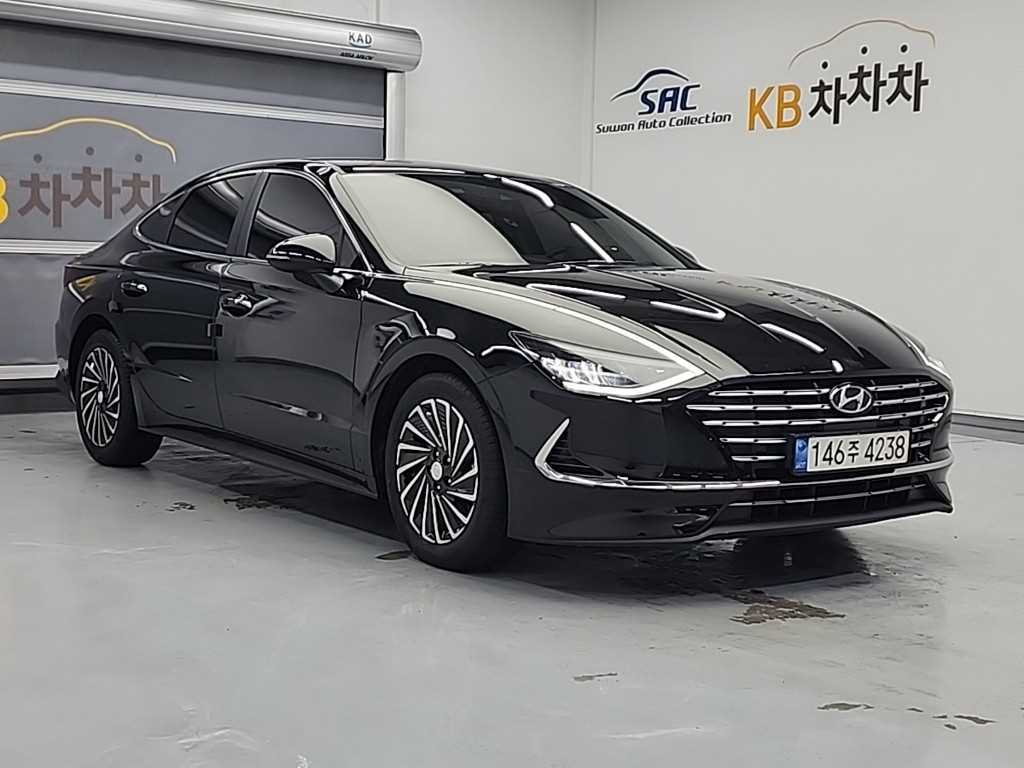 HYUNDAI Sonata - Vista 4