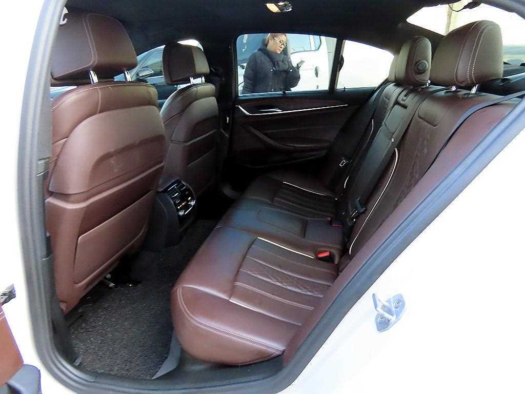 BMW 5 Series - Vista 7