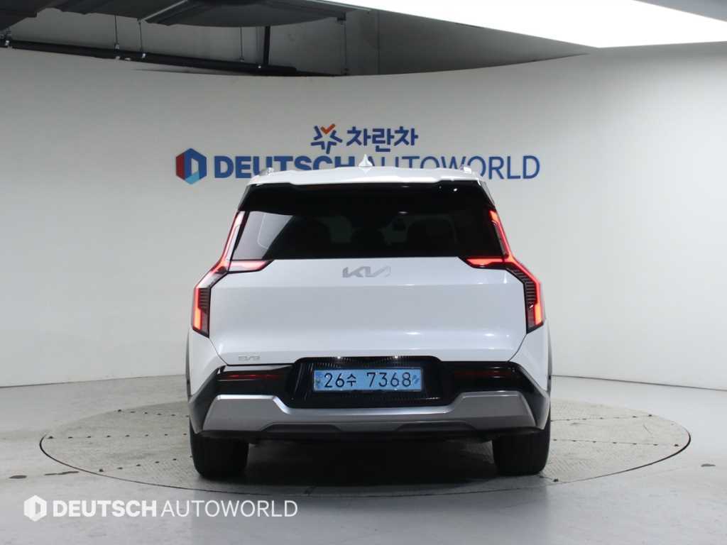 KIA EV9 - Vista 4