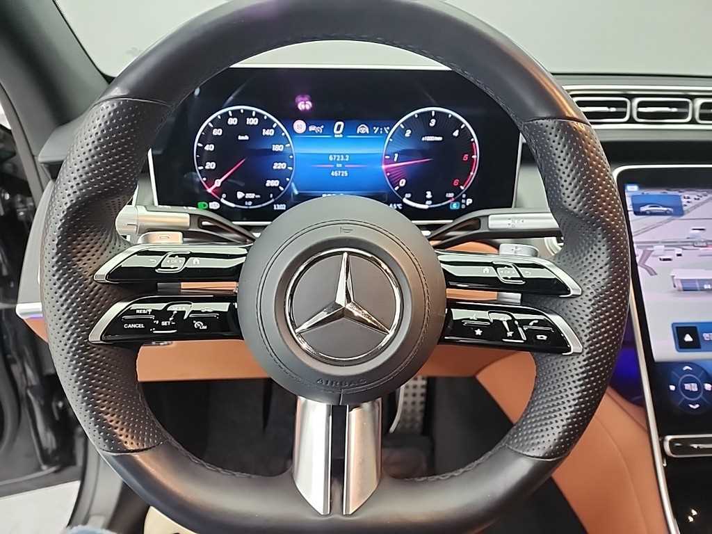 Mercedes Benz S Class - Vista 9