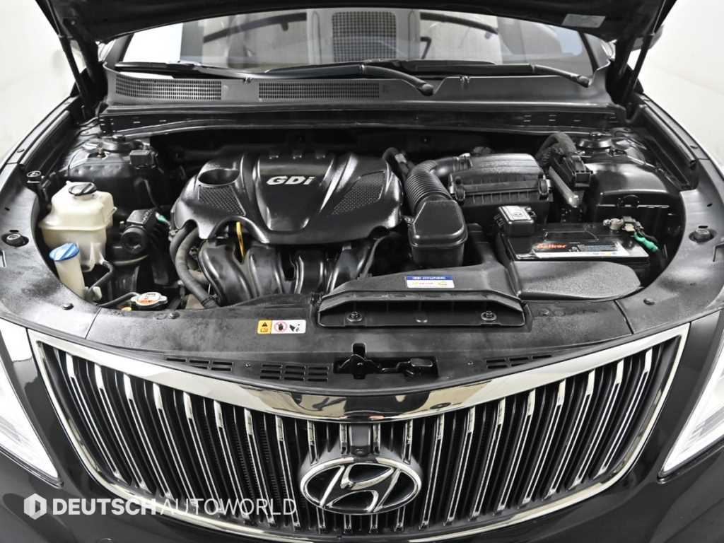 HYUNDAI Grandeur - Vista 6