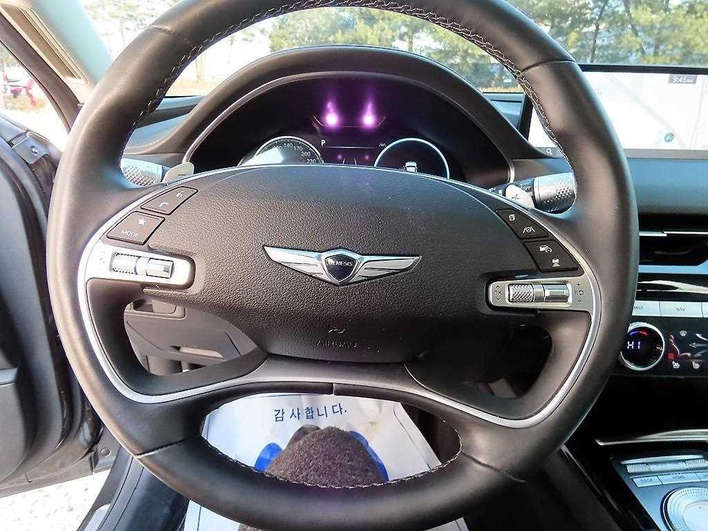 Genesis G80 - Vista 8