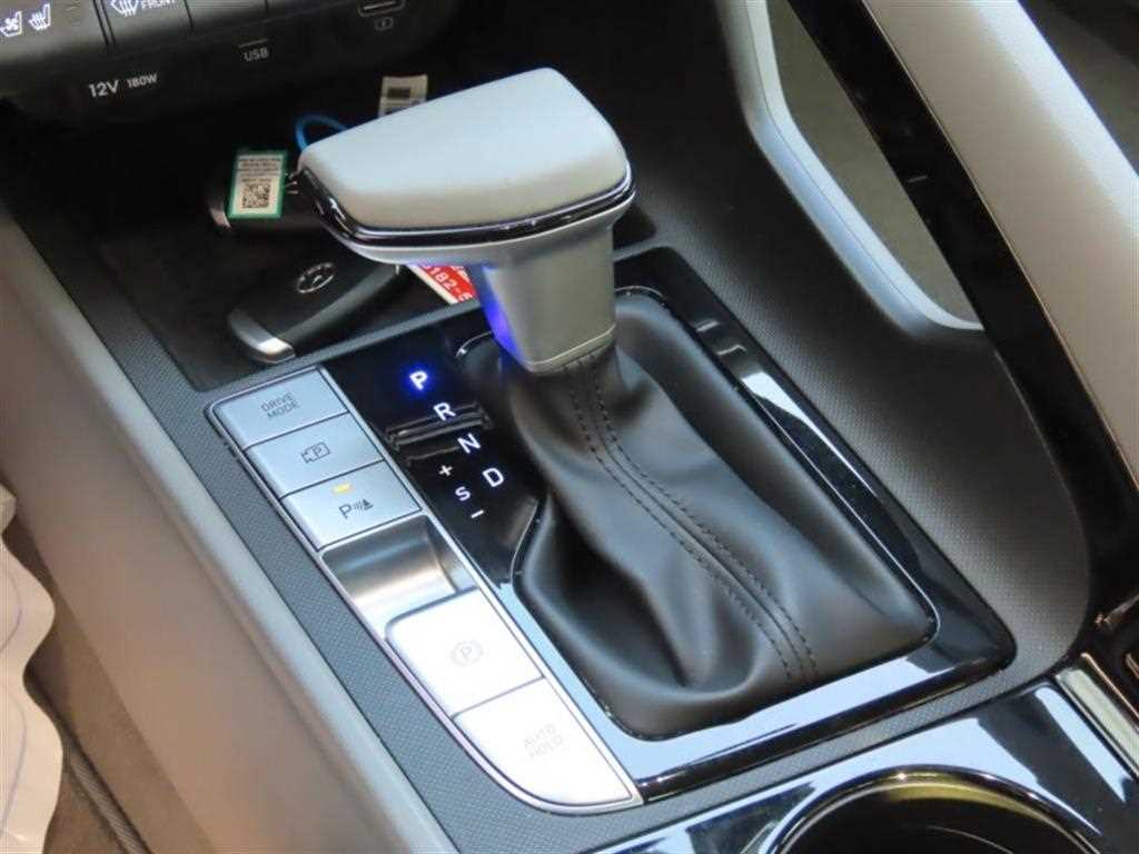 HYUNDAI Avante - Vista 6