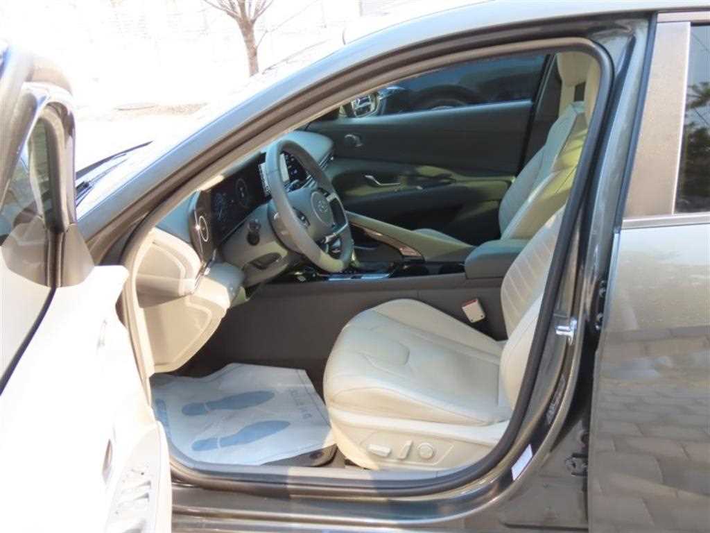 HYUNDAI Avante 2023 - Importación desde Corea - HF Imports Iquique - Foto 13