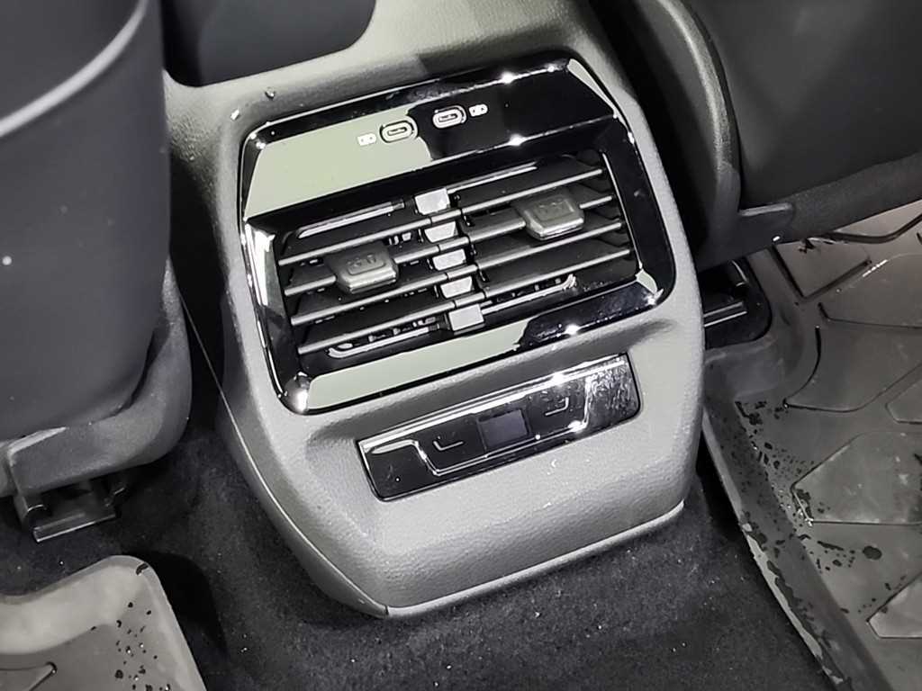 Volkswagen ID.4 2023 Negro - Importación desde Corea - HF Imports Iquique - Foto 13