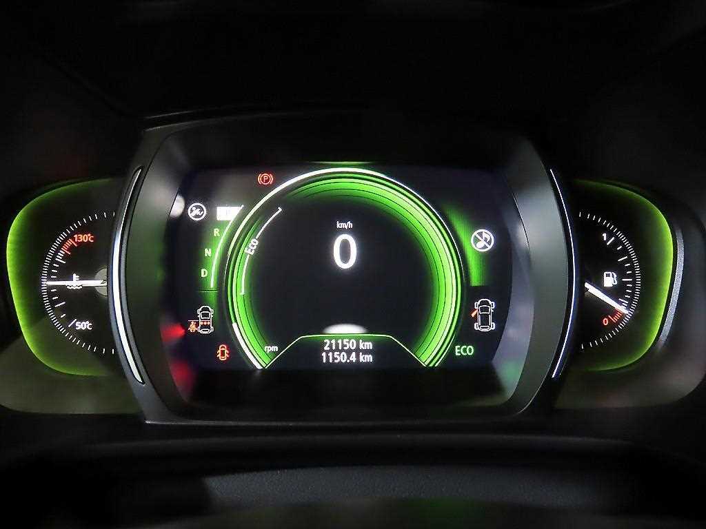 SAMSUNG QM6 - Vista 9