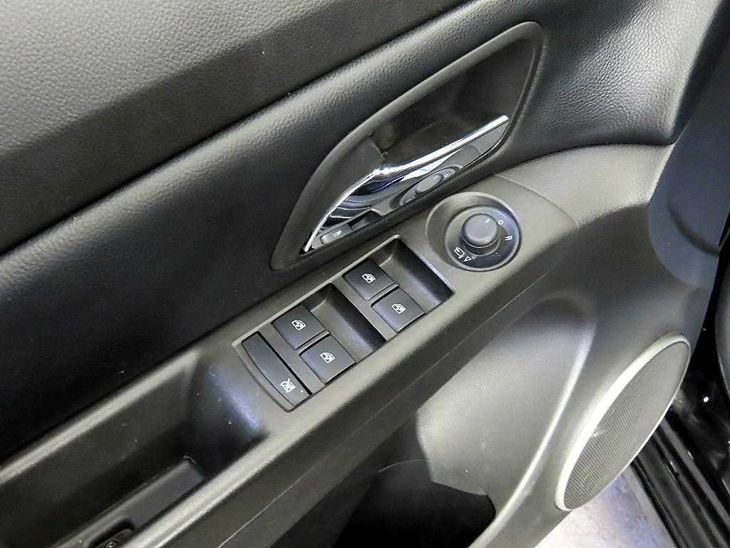 Chevrolet Cruise 2013 Negro - Importación desde Corea - HF Imports Iquique - Foto 13