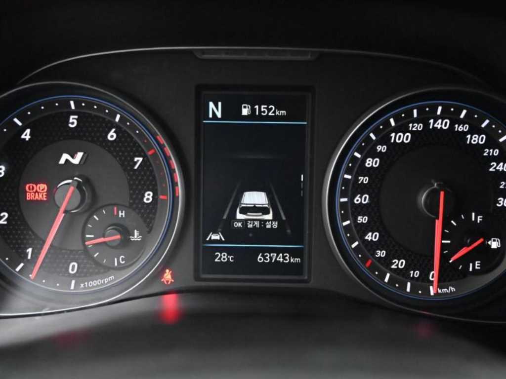 HYUNDAI Veloster - Vista 8