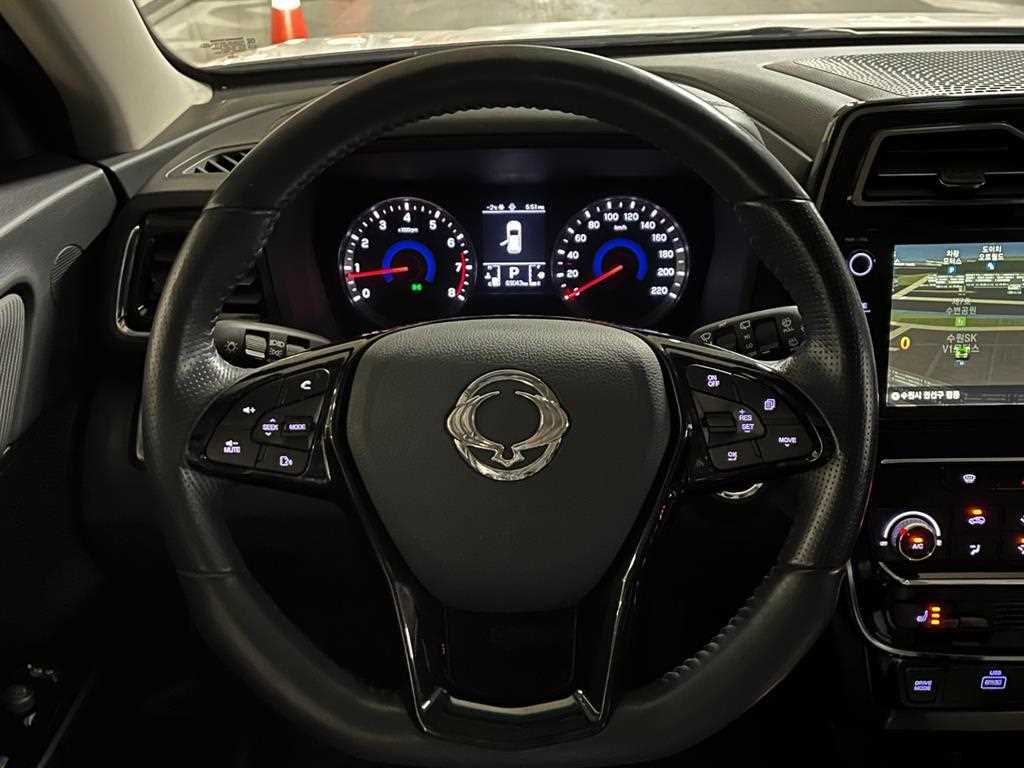 Ssangyong Tivoli - Vista 11