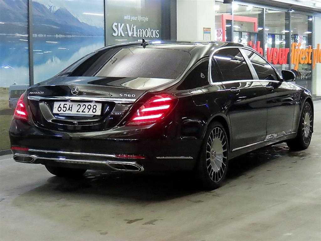 Mercedes Benz S Class - Vista 4
