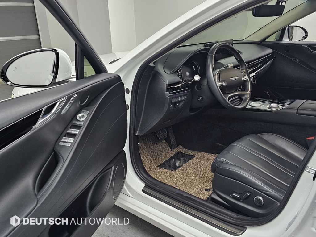 Genesis G80 - Vista 11