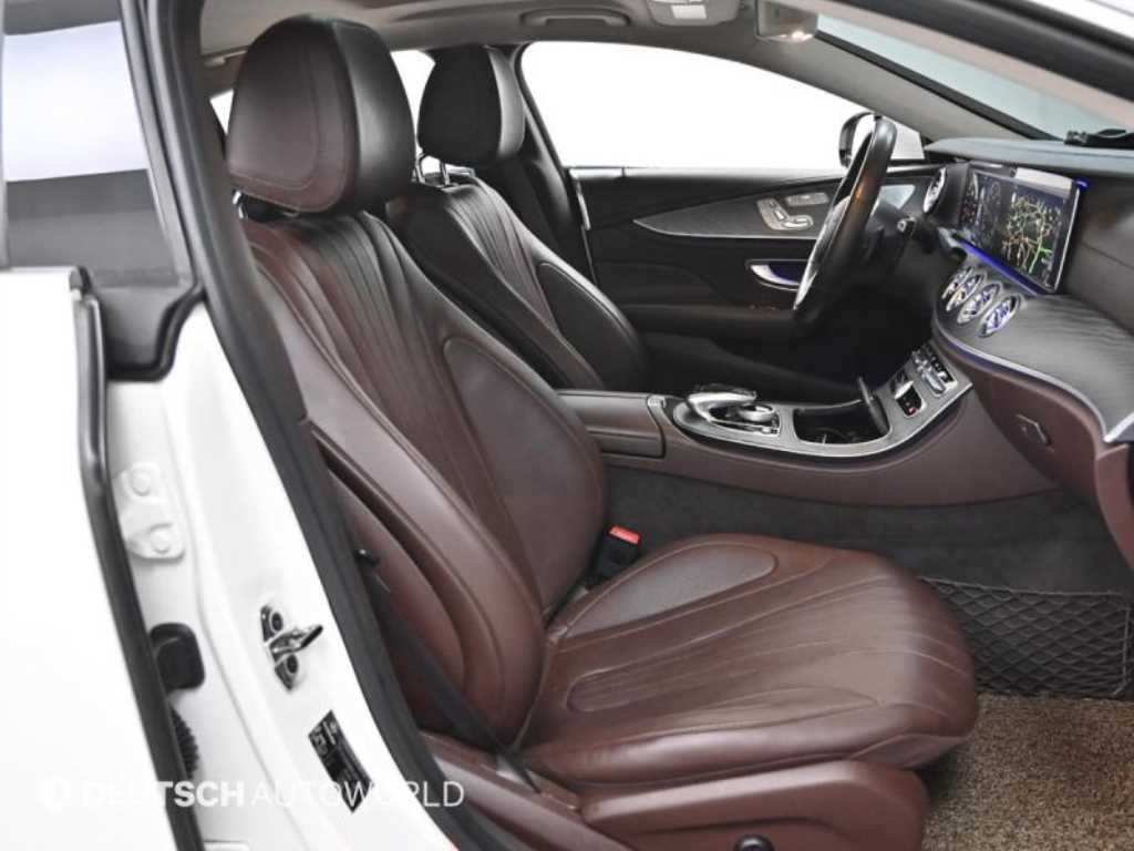 Mercedes Benz CLS Class - Vista 11