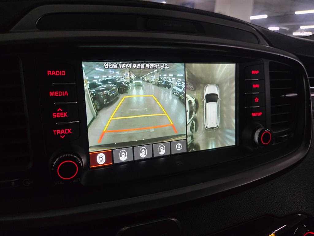 KIA Sorento - Vista 12