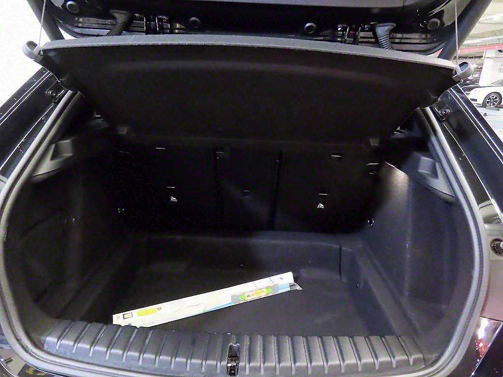 BMW 1 series 2020 Negro - Importación desde Corea - HF Imports Iquique - Foto 17