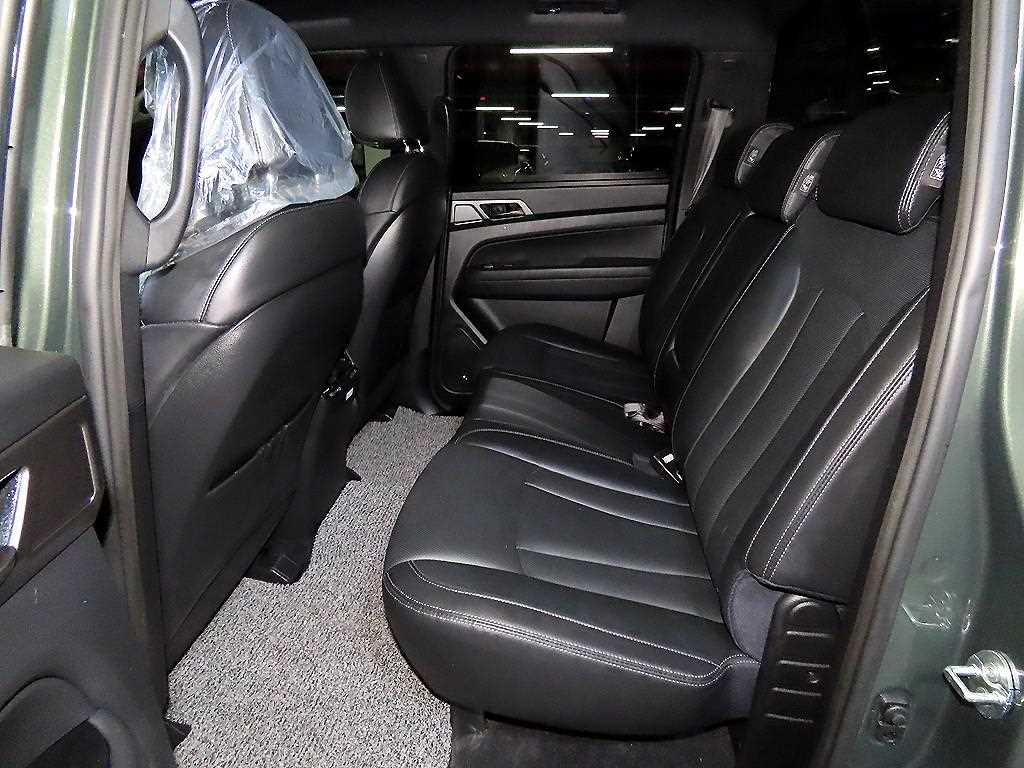 Ssangyong Rexton - Vista 7