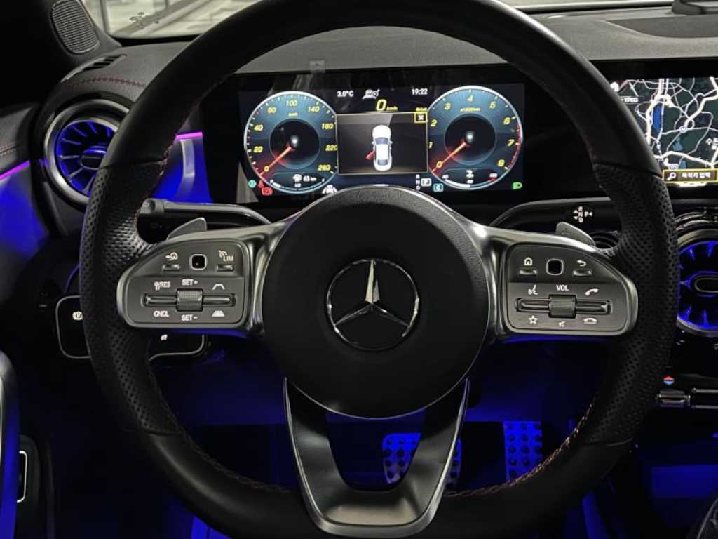 Mercedes Benz CLA Class - Vista 10