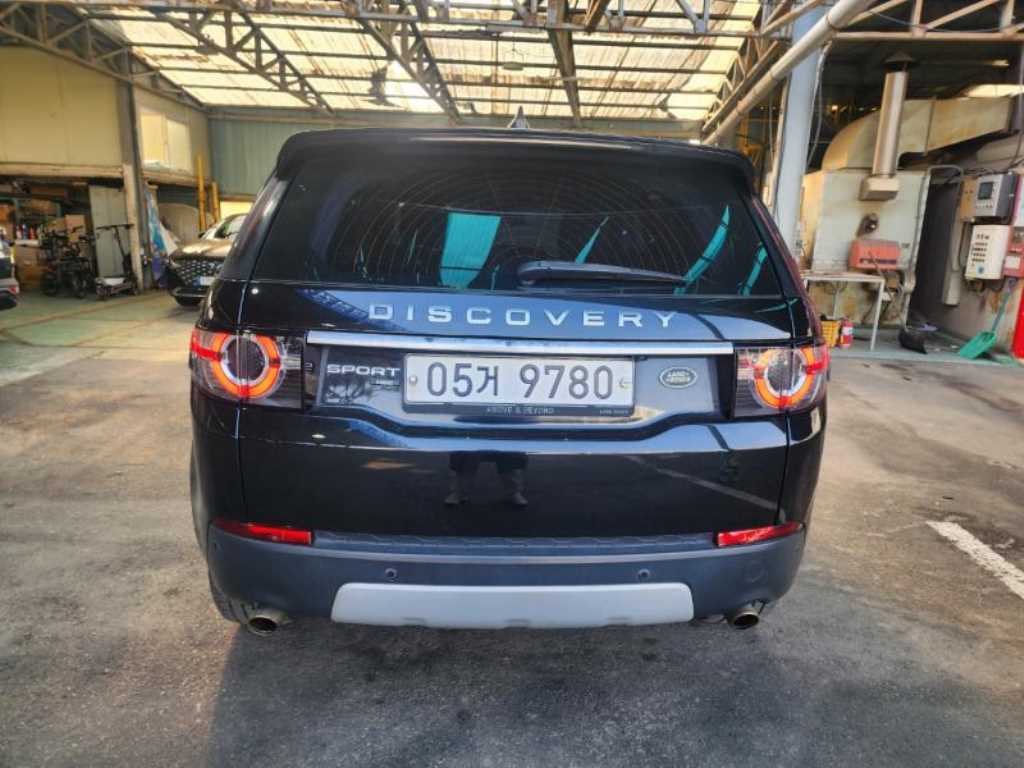 Land Rover Discovery Sports - Vista 5