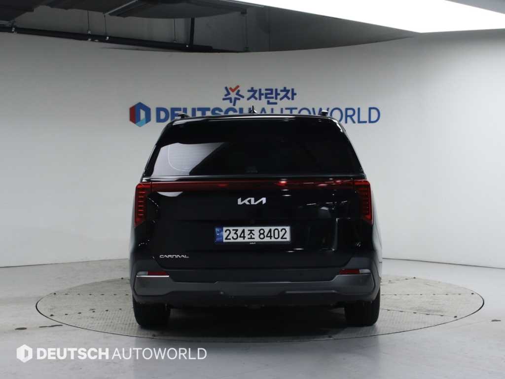 KIA Carnival - Vista 4