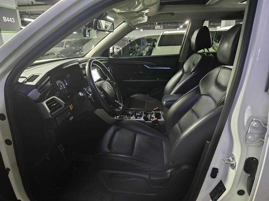 Ssangyong Korando - Vista 6