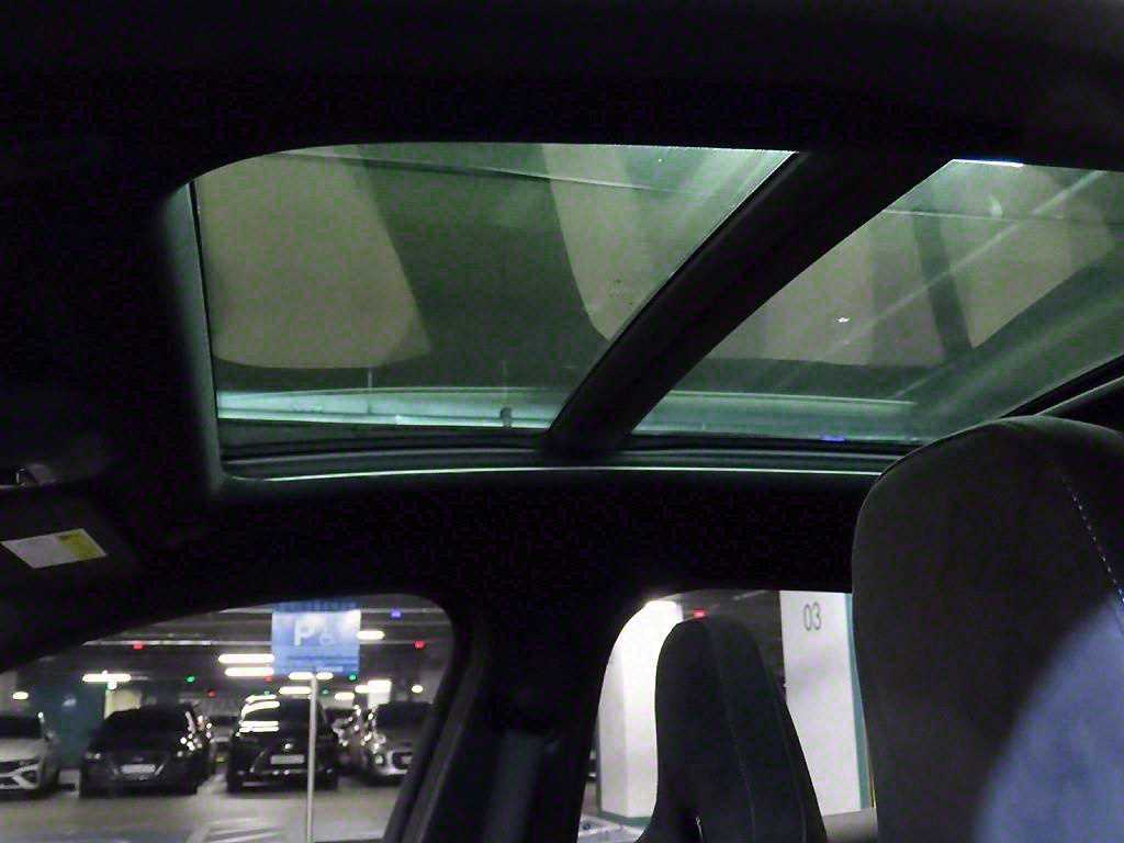 BMW 1 series 2020 Negro - Importación desde Corea - HF Imports Iquique - Foto 16