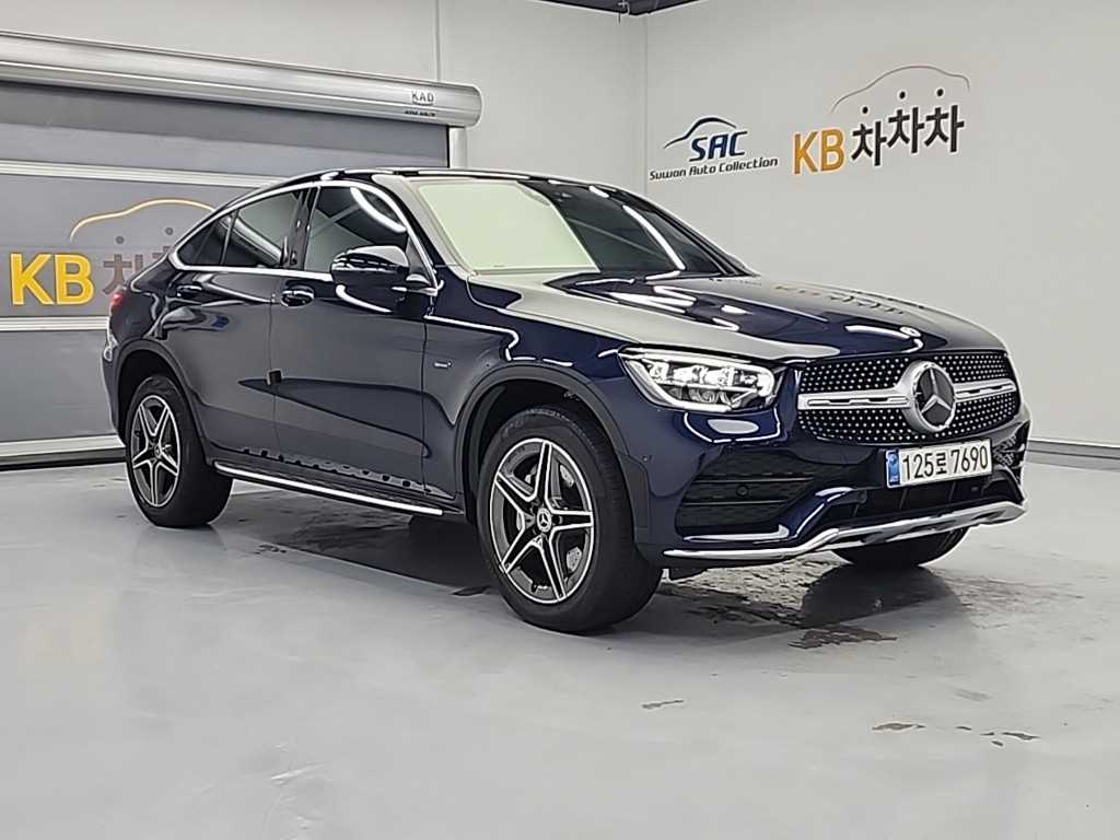 Mercedes Benz GLC Class - Vista 4