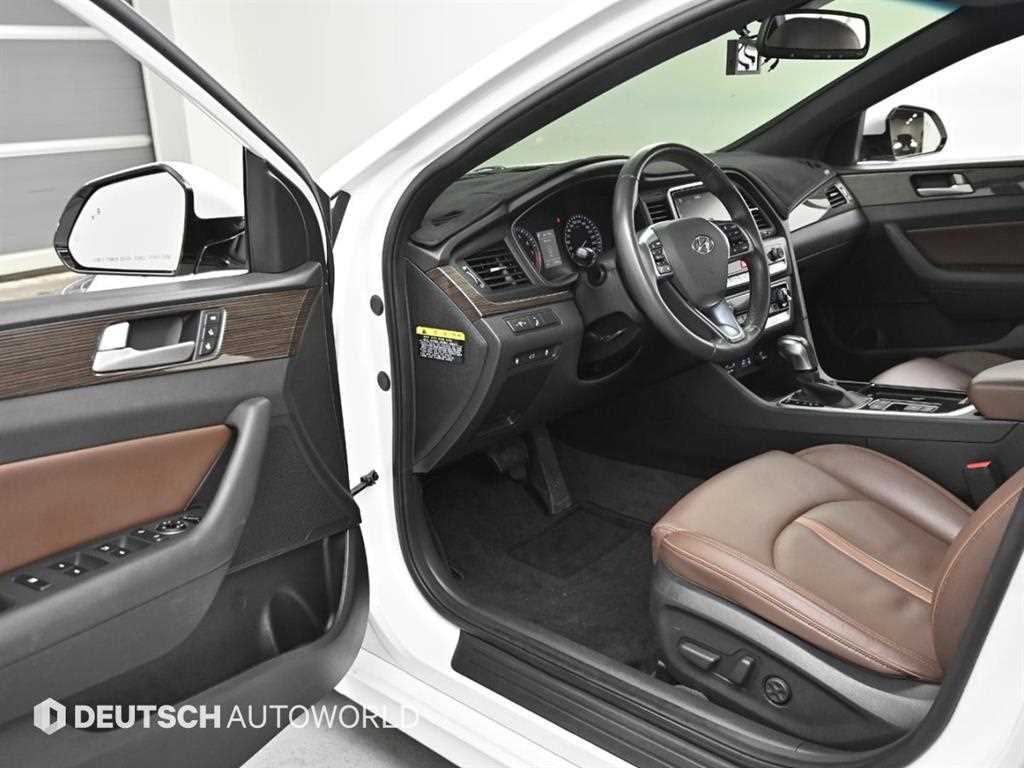 HYUNDAI Sonata - Vista 12