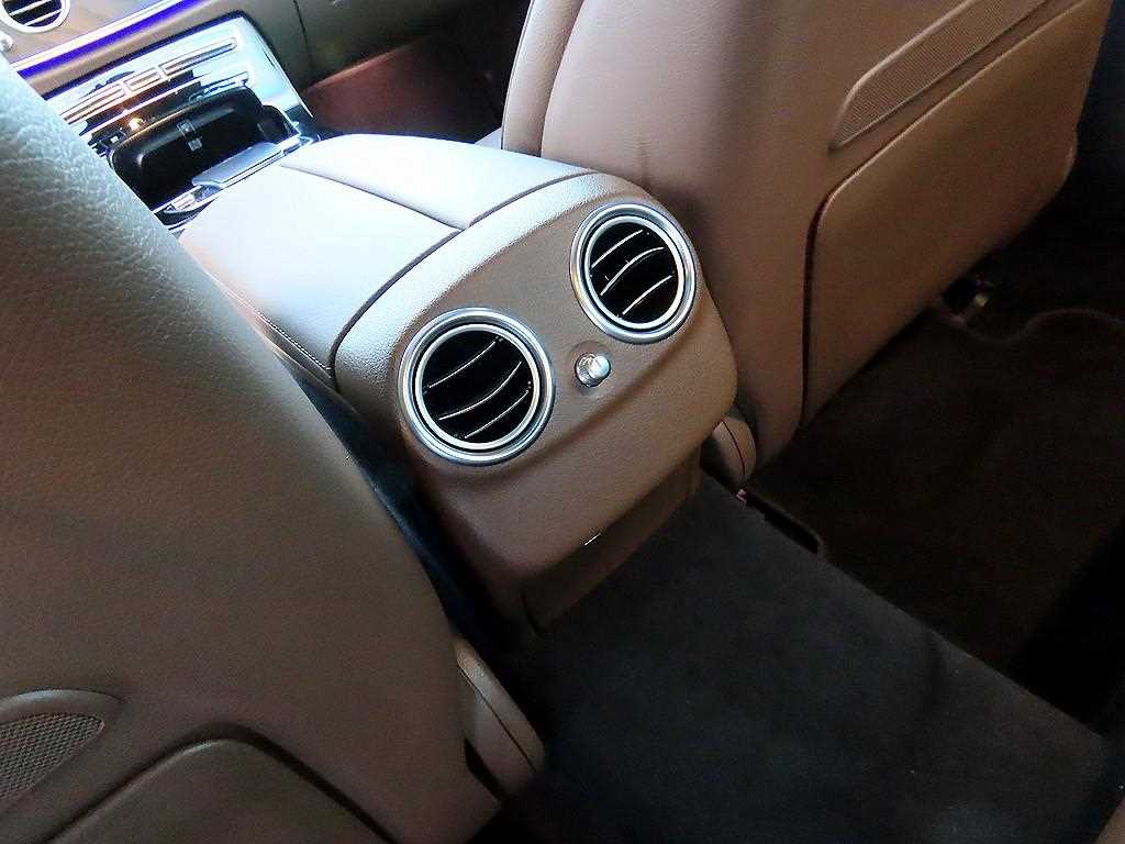 Mercedes Benz E class 2022 Gris - Importación desde Corea - HF Imports Iquique - Foto 15