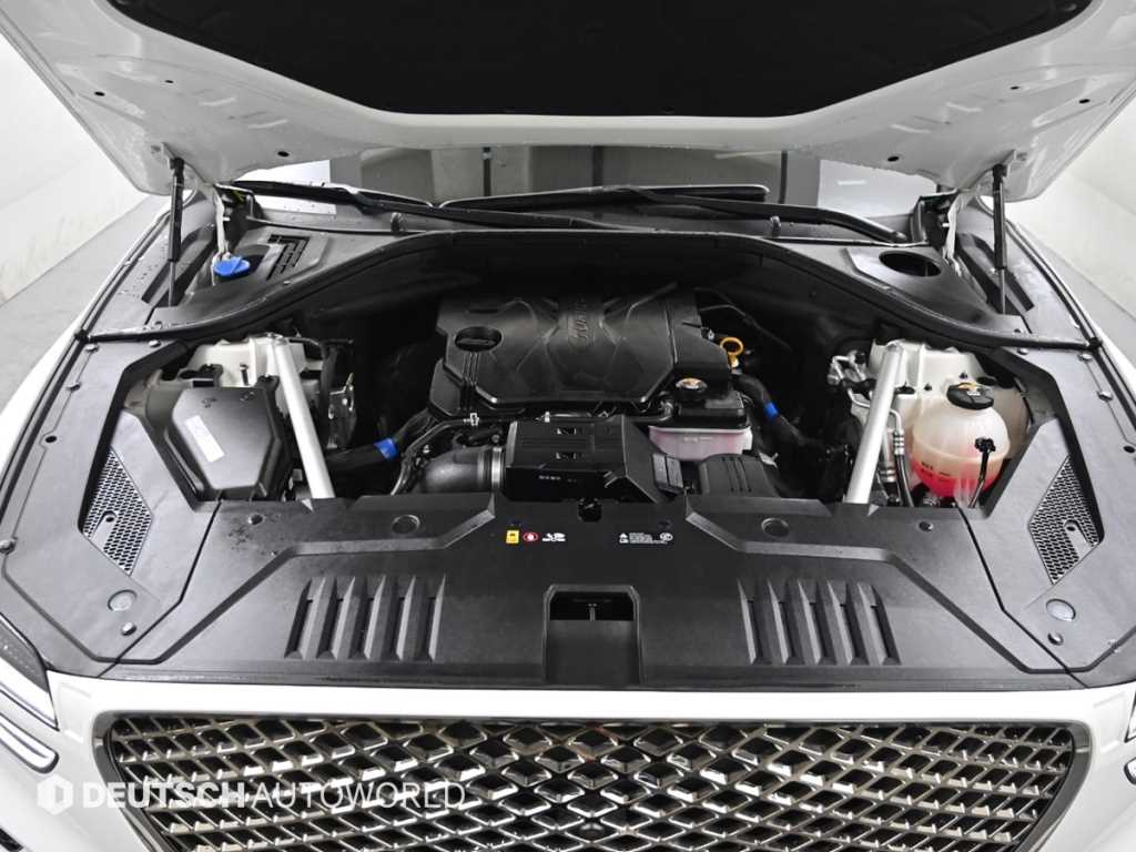 Genesis GV70 - Vista 6