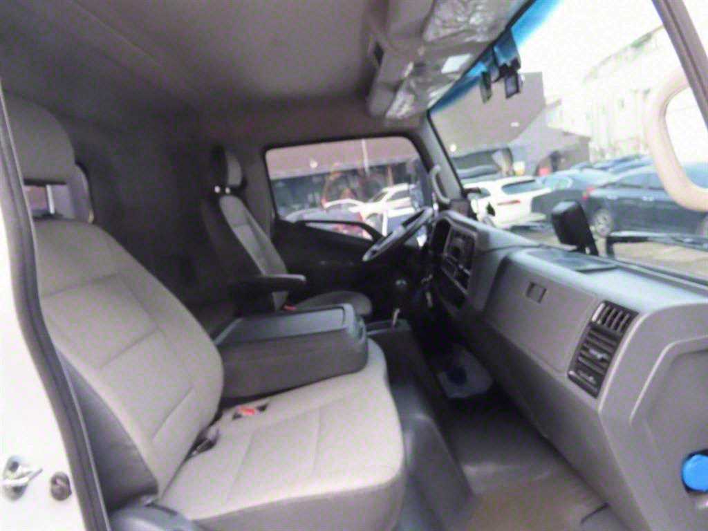 medium and large cargo truck - Vista 8