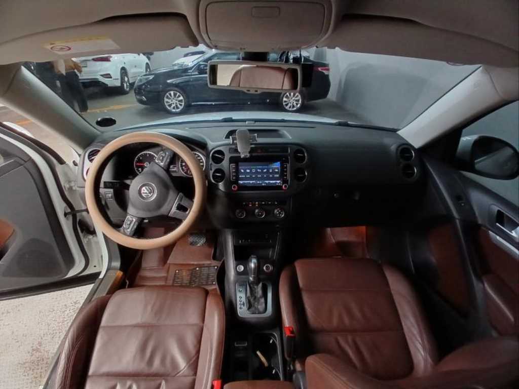 Volkswagen Tiguan - Vista 6