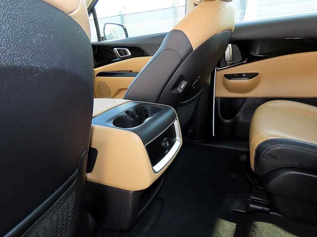 KIA Carnival 2023 Blanco - Importación desde Corea - HF Imports Iquique - Foto 16