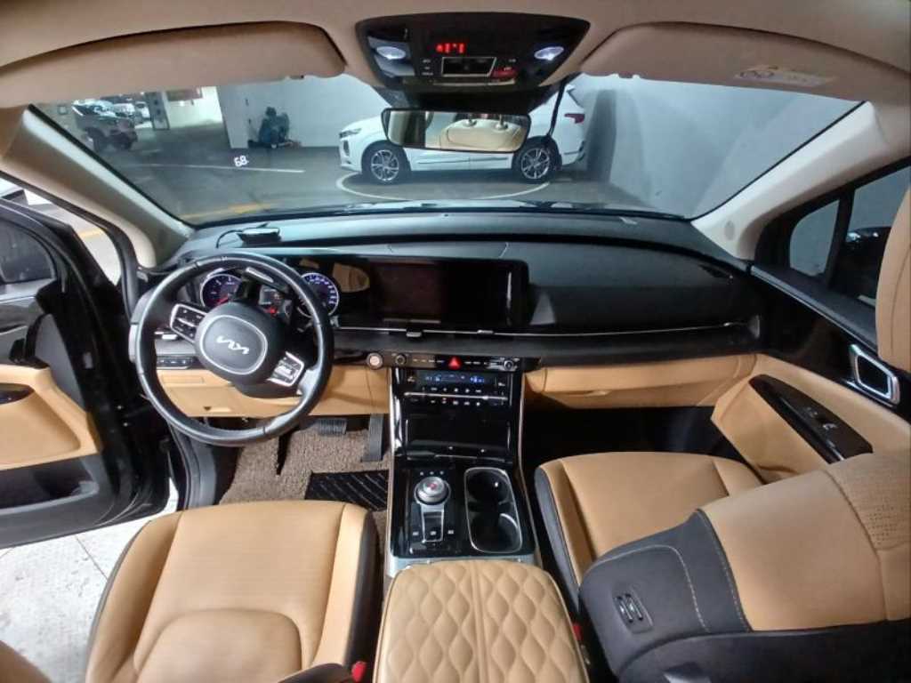 KIA Carnival - Vista 6