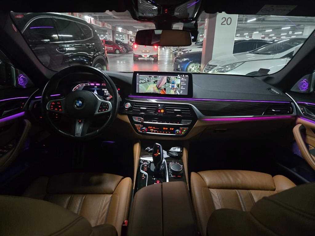 BMW 5 Series - Vista 7