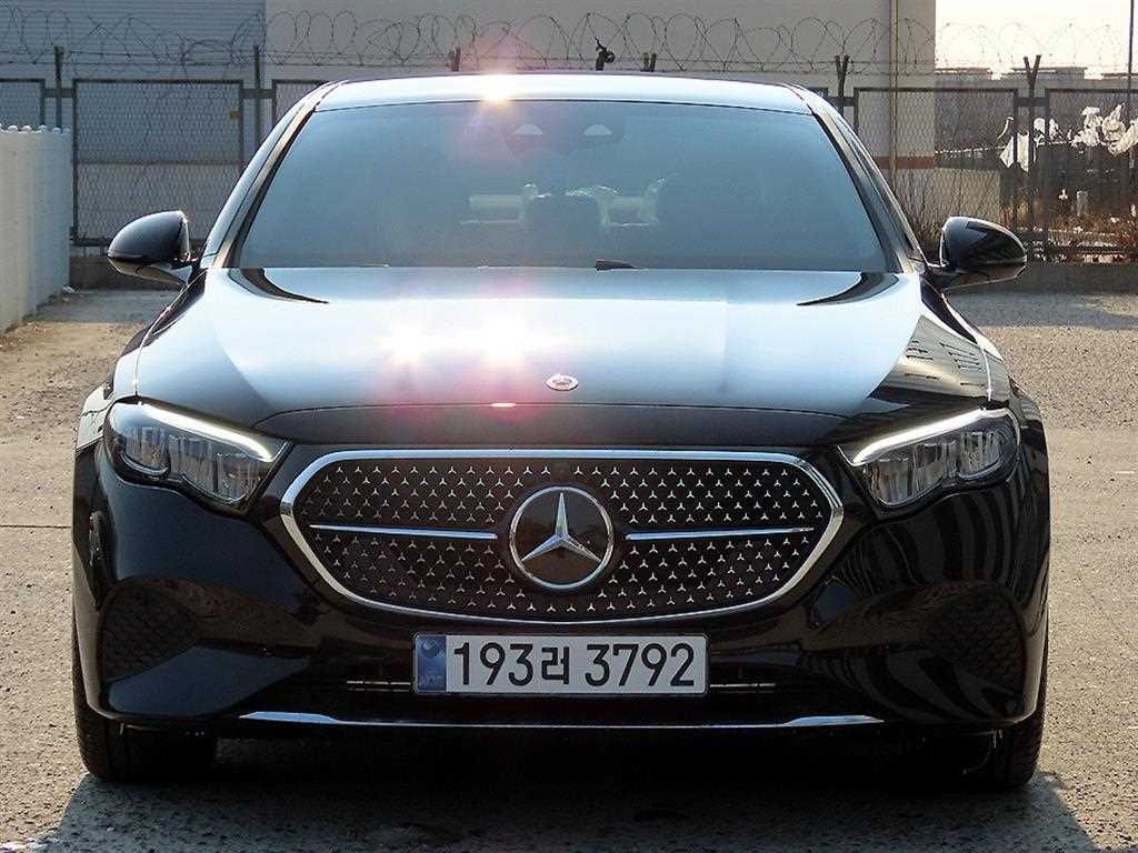 Mercedes Benz E class 2025 Negro - Importación desde Corea - HF Imports Iquique - Foto 1