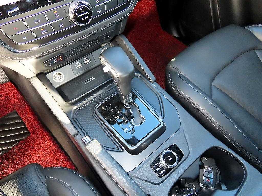 Ssangyong Rexton - Vista 10