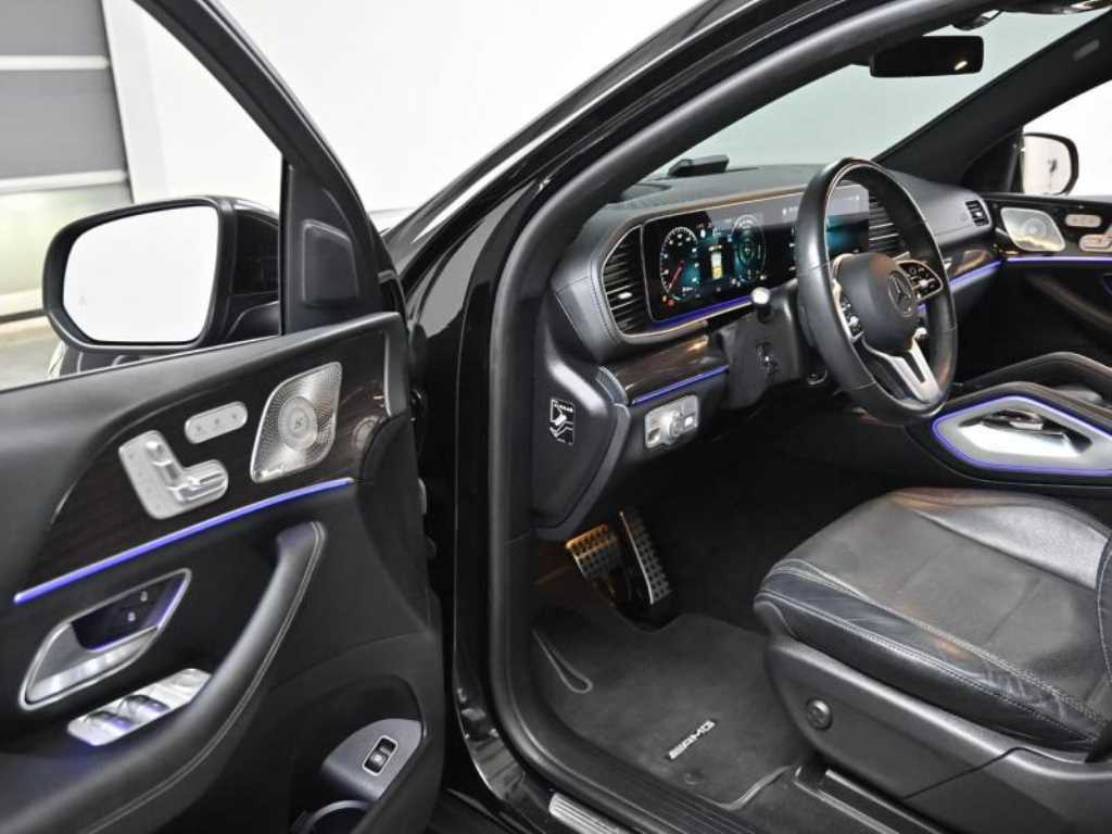 Mercedes Benz GLE Class - Vista 11