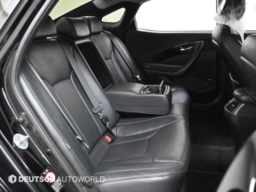 HYUNDAI Grandeur - Vista 12