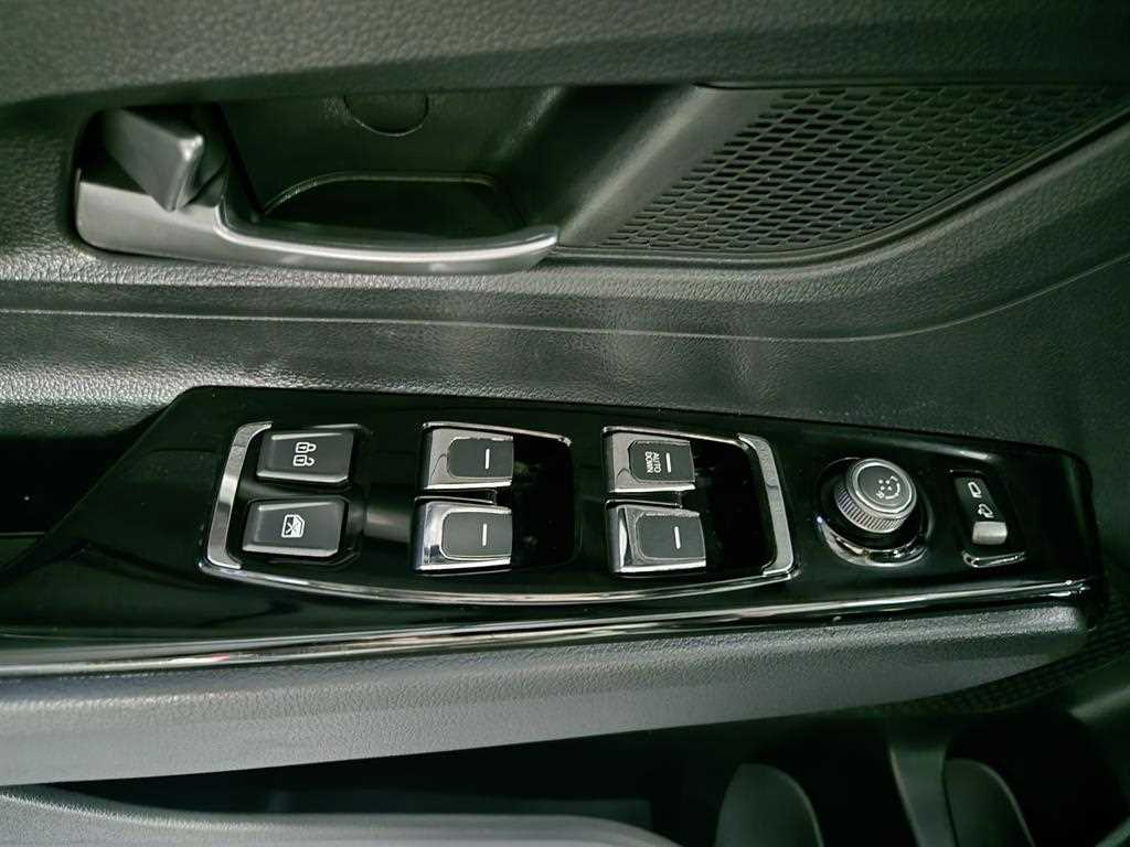 Ssangyong Korando - Vista 10